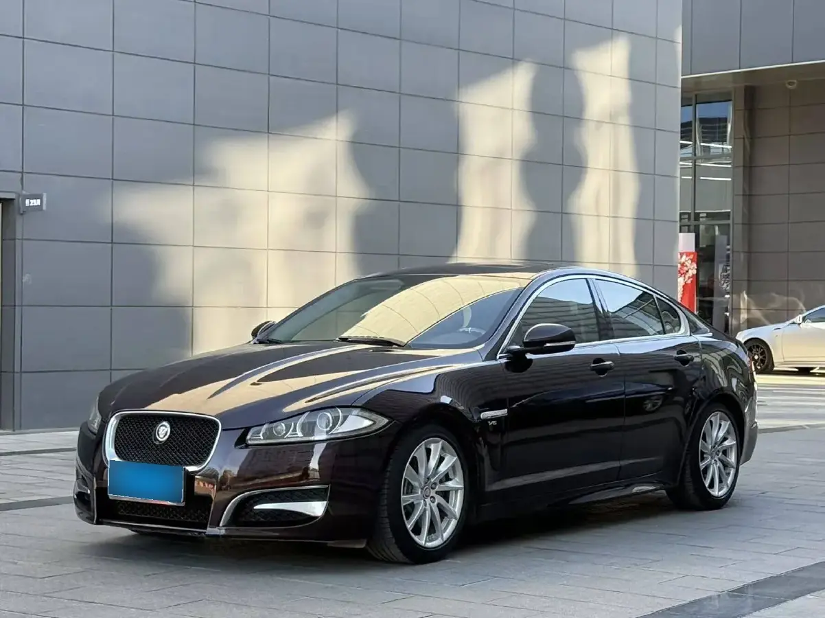 2013 Jaguar XF 3.0T 340HP V6 8AT
