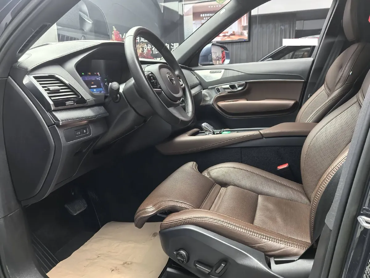 2023 Volvo XC90 PHEV 2.0T 310HP L4 8AT PHEV 18.831KWH,autocango,china used car exporter,china ev exporter,chinese used car exporter,chinese used ev exporter