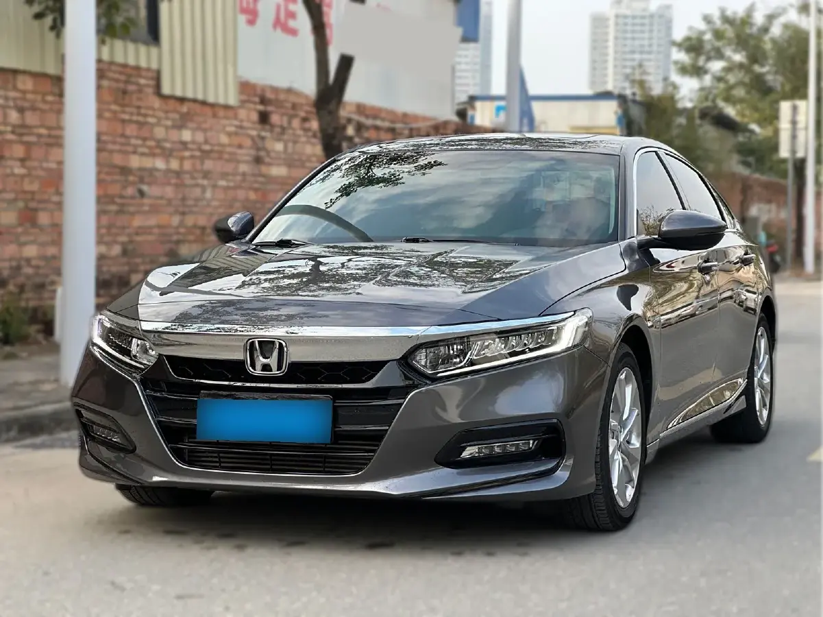 2018 Honda Accord 1.5T 194HP L4 CVT