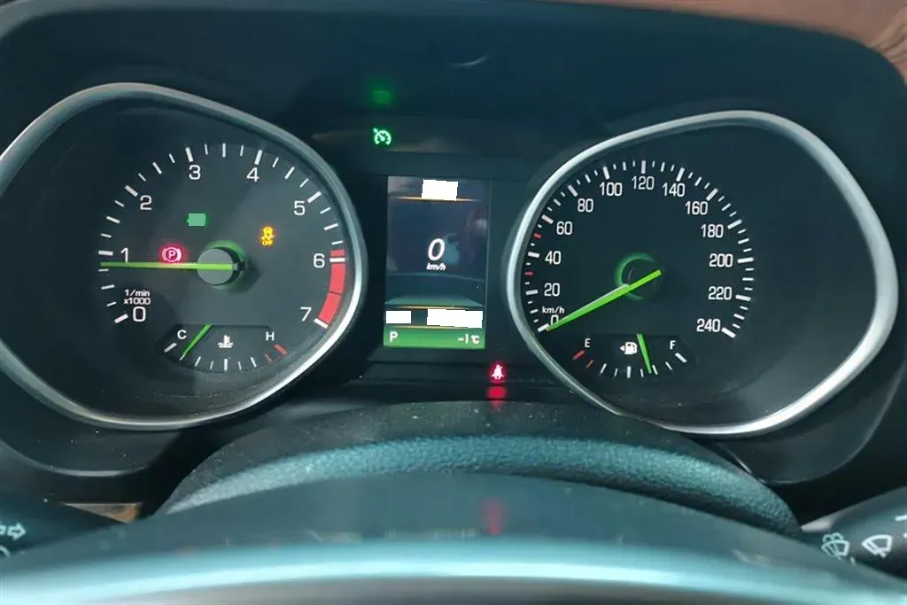 2018 BeiJing BJ80 2.3T 231HP L4 6AT,autocango,china used car exporter,china ev exporter,chinese used car exporter,chinese used ev exporter