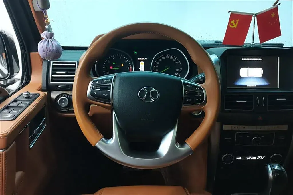 2018 BeiJing BJ80 2.3T 231HP L4 6AT,autocango,china used car exporter,china ev exporter,chinese used car exporter,chinese used ev exporter