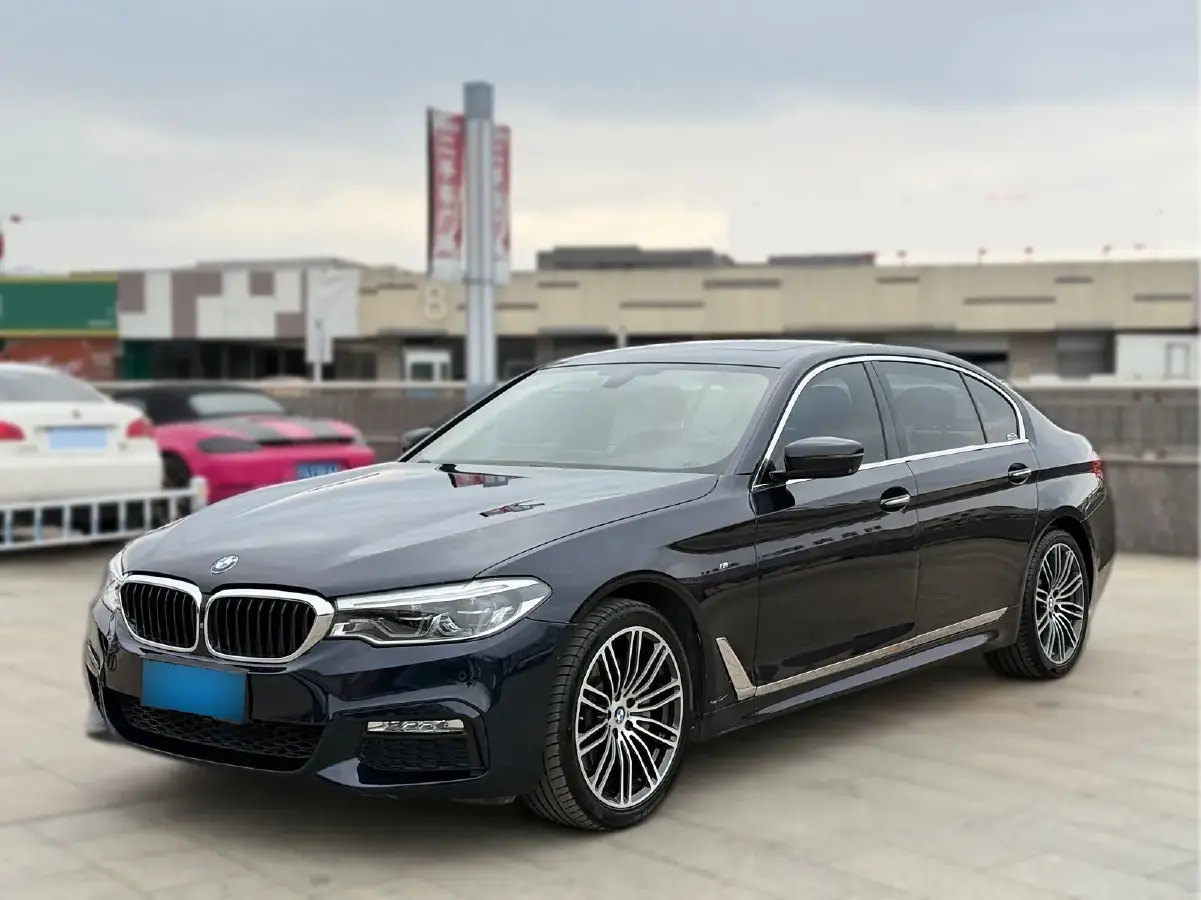 2018 BMW 5 Series 2.0T 252HP L4 8AT