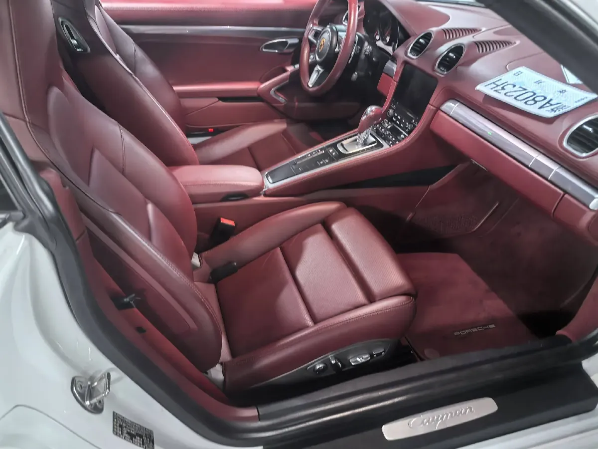 2018 Porsche 718 2.0T 250HP H4 7DCT,autocango,china used car exporter,china ev exporter,chinese used car exporter,chinese used ev exporter