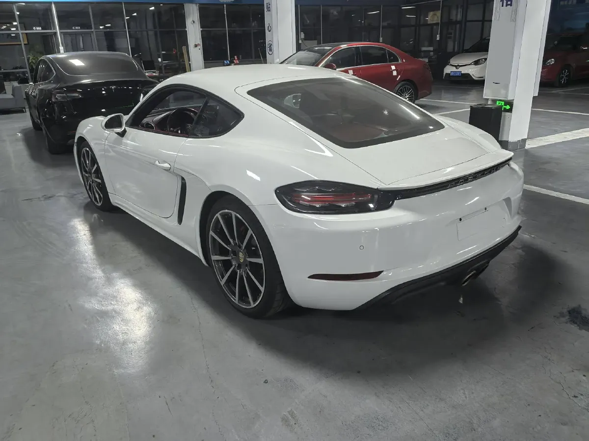 2018 Porsche 718 2.0T 250HP H4 7DCT,autocango,china used car exporter,china ev exporter,chinese used car exporter,chinese used ev exporter