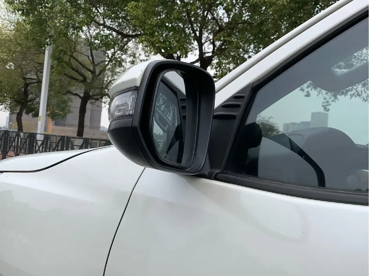 2016 Toyota Fortuner 2.7L 163HP L4 6AT,autocango,china used car exporter,china ev exporter,chinese used car exporter,chinese used ev exporter