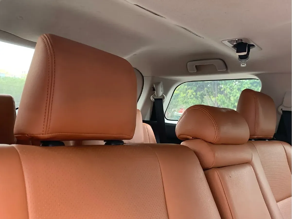 2016 Toyota Fortuner 2.7L 163HP L4 6AT,autocango,china used car exporter,china ev exporter,chinese used car exporter,chinese used ev exporter