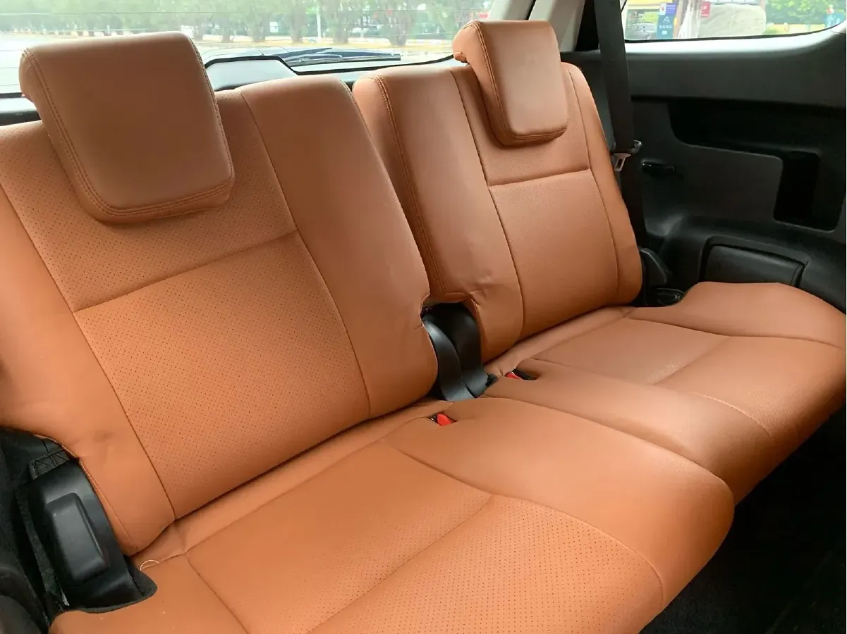 2016 Toyota Fortuner 2.7L 163HP L4 6AT,autocango,china used car exporter,china ev exporter,chinese used car exporter,chinese used ev exporter