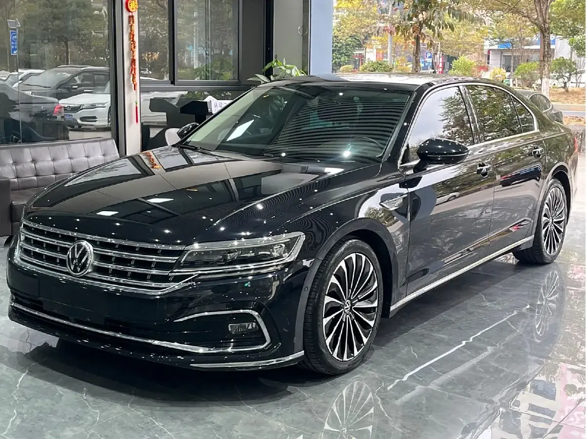 2021 Volkswagen Phideon 2.0T 224HP L4 7DCT