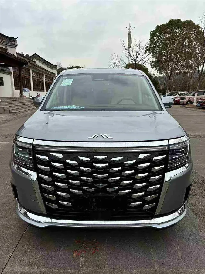 2024 JAC Refine RefineRF8 PHEV 1.5T 163HP L4 3DHT PHEV 27.6KWH,autocango,china used car exporter,china ev exporter,chinese used car exporter,chinese used ev exporter
