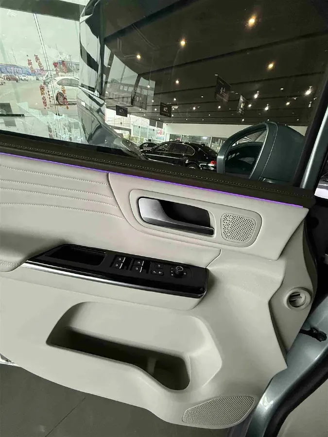 2024 JAC Refine RefineRF8 PHEV 1.5T 163HP L4 3DHT PHEV 27.6KWH,autocango,china used car exporter,china ev exporter,chinese used car exporter,chinese used ev exporter