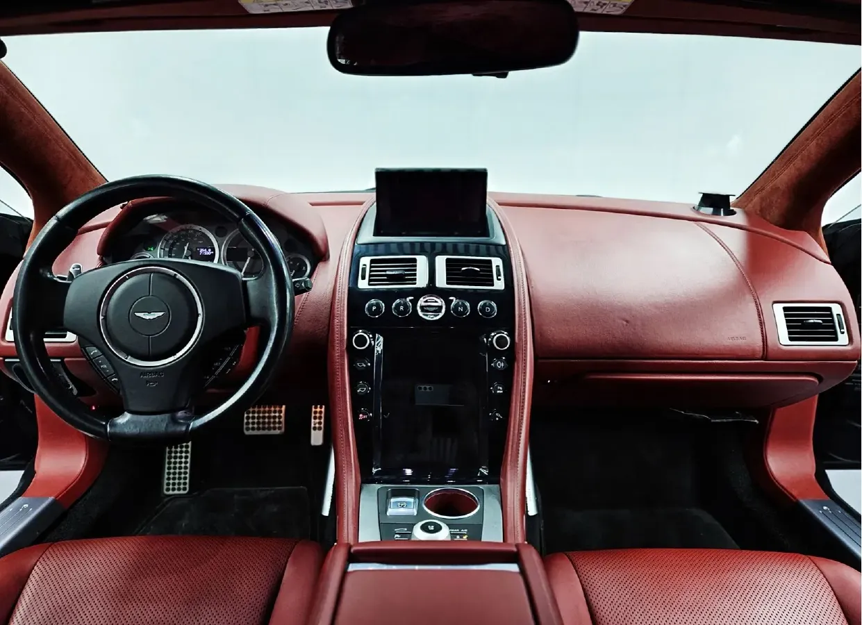 2010 Aston Martin Rapide 6.0L 477HP V12 6AT,autocango,china used car exporter,china ev exporter,chinese used car exporter,chinese used ev exporter