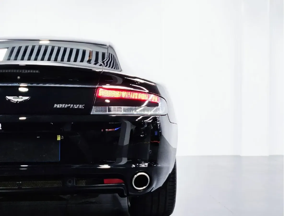 2010 Aston Martin Rapide 6.0L 477HP V12 6AT,autocango,china used car exporter,china ev exporter,chinese used car exporter,chinese used ev exporter