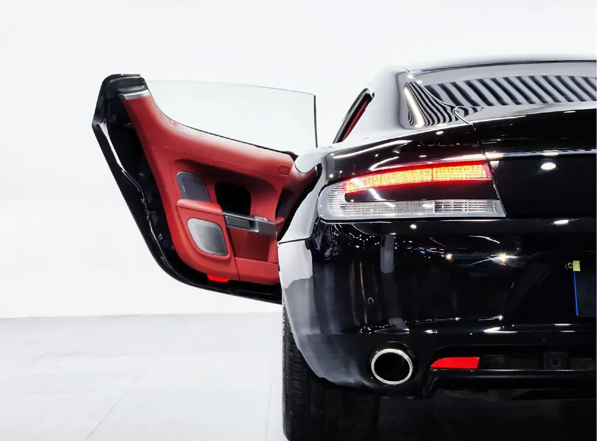 2010 Aston Martin Rapide 6.0L 477HP V12 6AT,autocango,china used car exporter,china ev exporter,chinese used car exporter,chinese used ev exporter