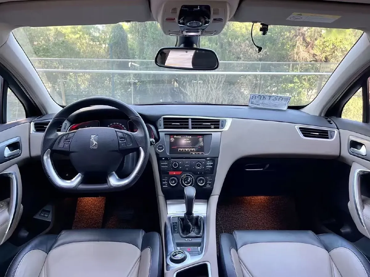 2016 DS 6 1.6T 167HP L4 6AT,autocango,china used car exporter,china ev exporter,chinese used car exporter,chinese used ev exporter