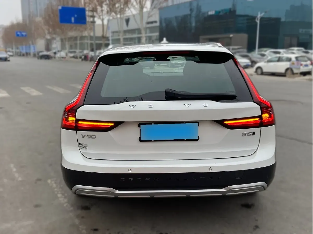 2024 Volvo V90 2.0T 250HP L4 8AT,autocango,china used car exporter,china ev exporter,chinese used car exporter,chinese used ev exporter