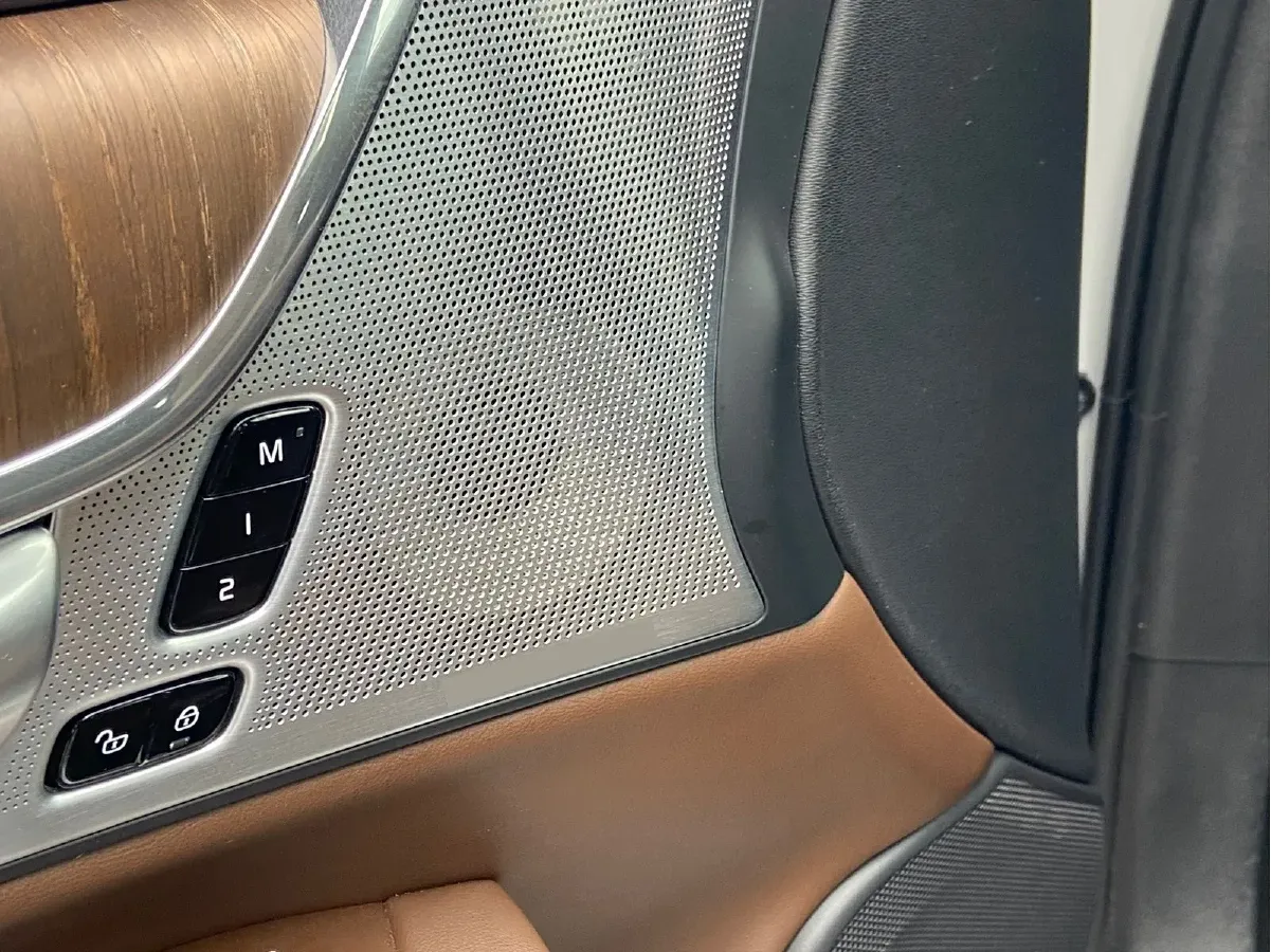 2024 Volvo V90 2.0T 250HP L4 8AT,autocango,china used car exporter,china ev exporter,chinese used car exporter,chinese used ev exporter