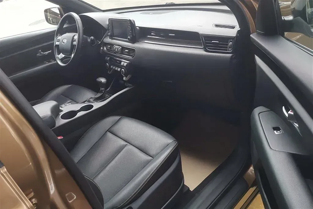 2017 Kia KX7 2.0T 241HP L4 6AT,autocango,china used car exporter,china ev exporter,chinese used car exporter,chinese used ev exporter