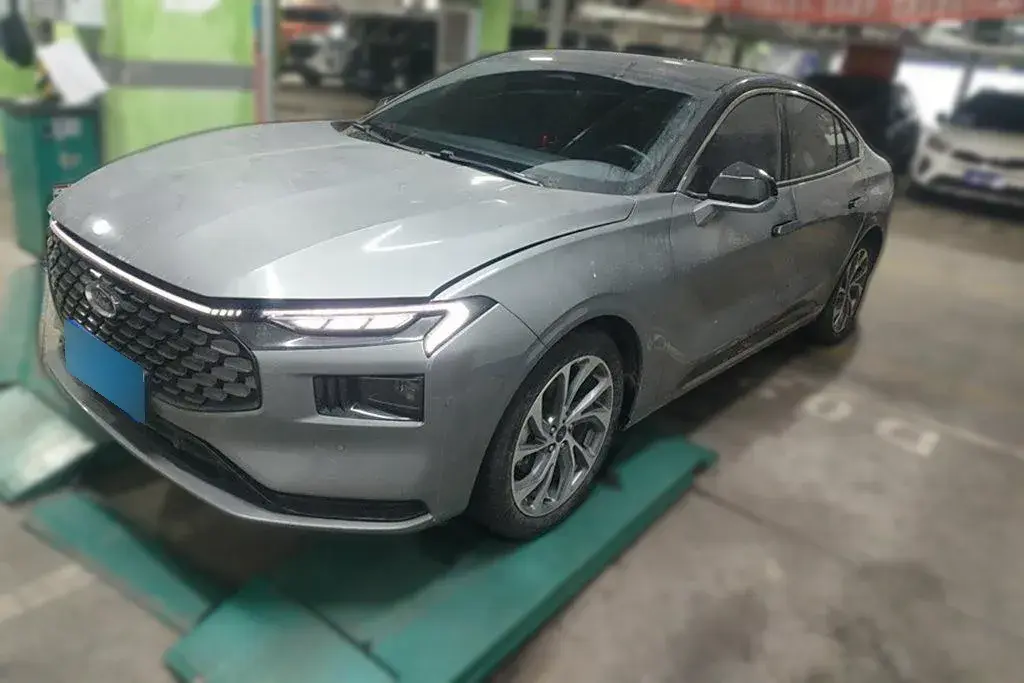 2022 Ford Mondeo 2.0T 238HP L4 8AT