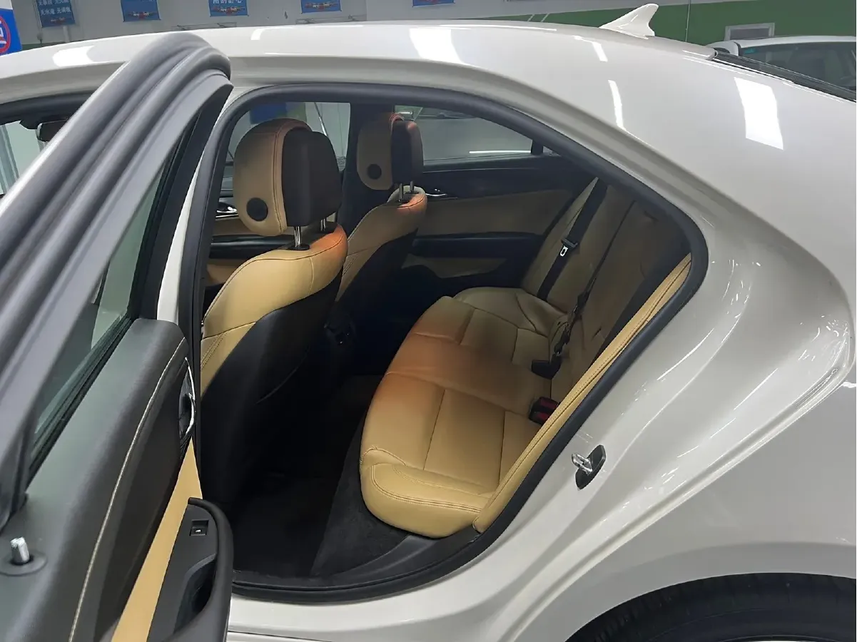 2014 Cadillac ATS 2.0T 276HP L4 6AT,autocango,china used car exporter,china ev exporter,chinese used car exporter,chinese used ev exporter