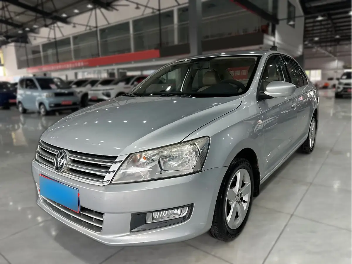 2013 Volkswagen Santana 1.6L 110HP L4 5MT