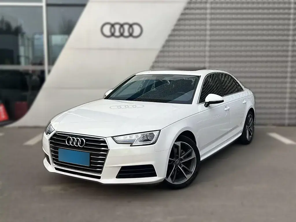 2017 Audi A4L 2.0T 190HP L4 7DCT