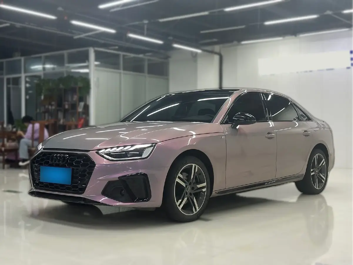 2023 Audi A4L 2.0T 190HP L4 7DCT