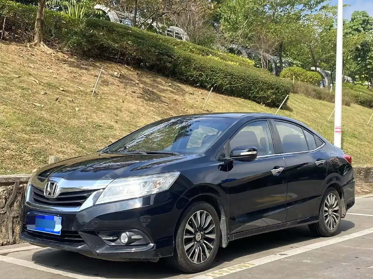 2015 Honda Crider 1.8L 139HP L4 5AT