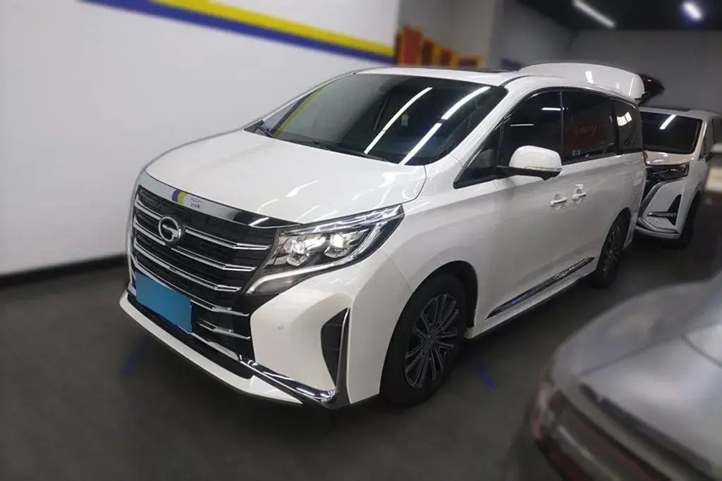 2021 GAC Trumpchi M8 2.0T 252HP L4 8AT