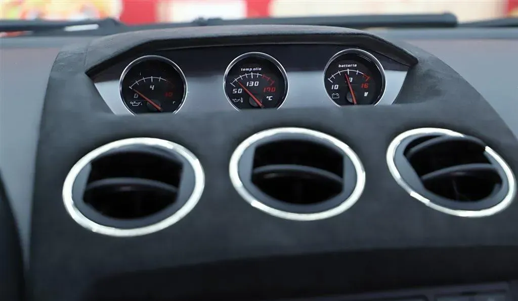 2011 Lamborghini Gallardo 5.2L 557HP V10 6AMT,autocango,china used car exporter,china ev exporter,chinese used car exporter,chinese used ev exporter