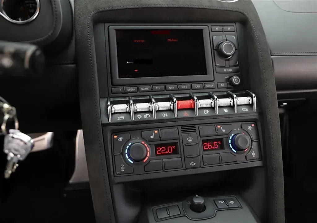 2011 Lamborghini Gallardo 5.2L 557HP V10 6AMT,autocango,china used car exporter,china ev exporter,chinese used car exporter,chinese used ev exporter