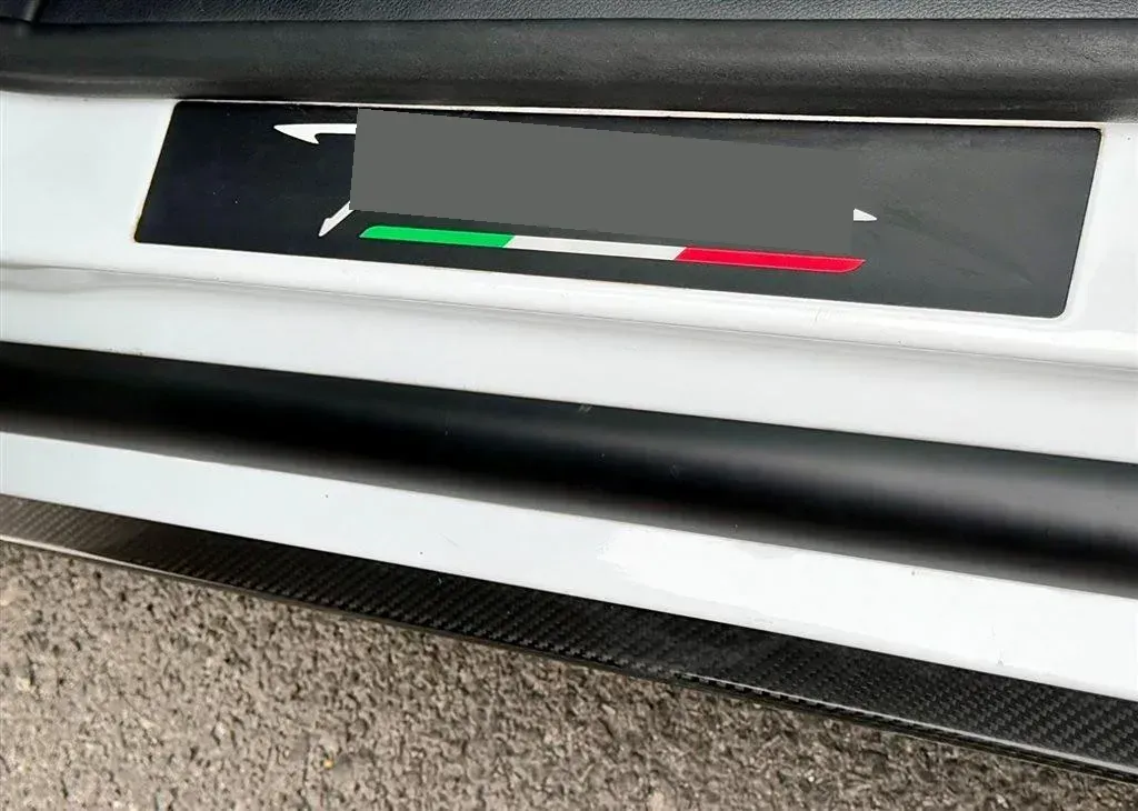 2011 Lamborghini Gallardo 5.2L 557HP V10 6AMT,autocango,china used car exporter,china ev exporter,chinese used car exporter,chinese used ev exporter