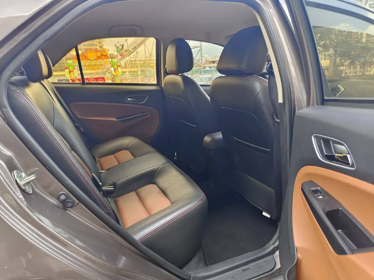 2016 Geely KingKong 1.5L 102HP L4 5MT,autocango,china used car exporter,china ev exporter,chinese used car exporter,chinese used ev exporter