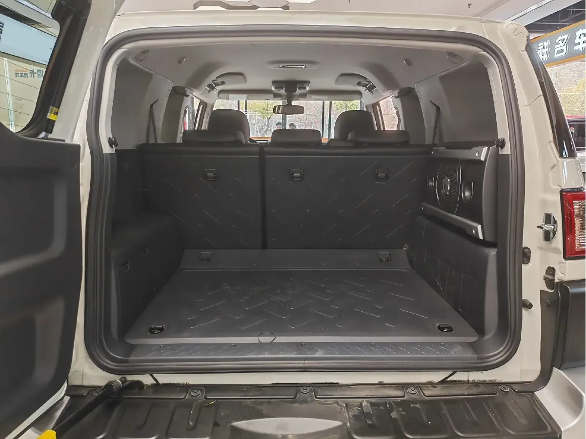 2013 Toyota FJ Cruiser 4.0L 272HP V6 5AT,autocango,china used car exporter,china ev exporter,chinese used car exporter,chinese used ev exporter