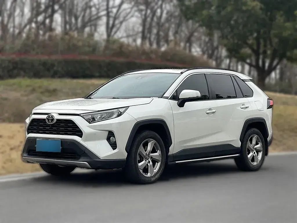 2020 Toyota RAV4 2.0L 171HP L4 CVT