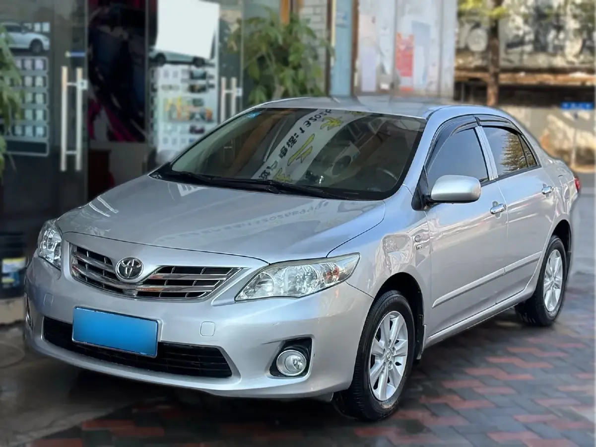 2011 Toyota Corolla 1.6L 122HP L4 4AT