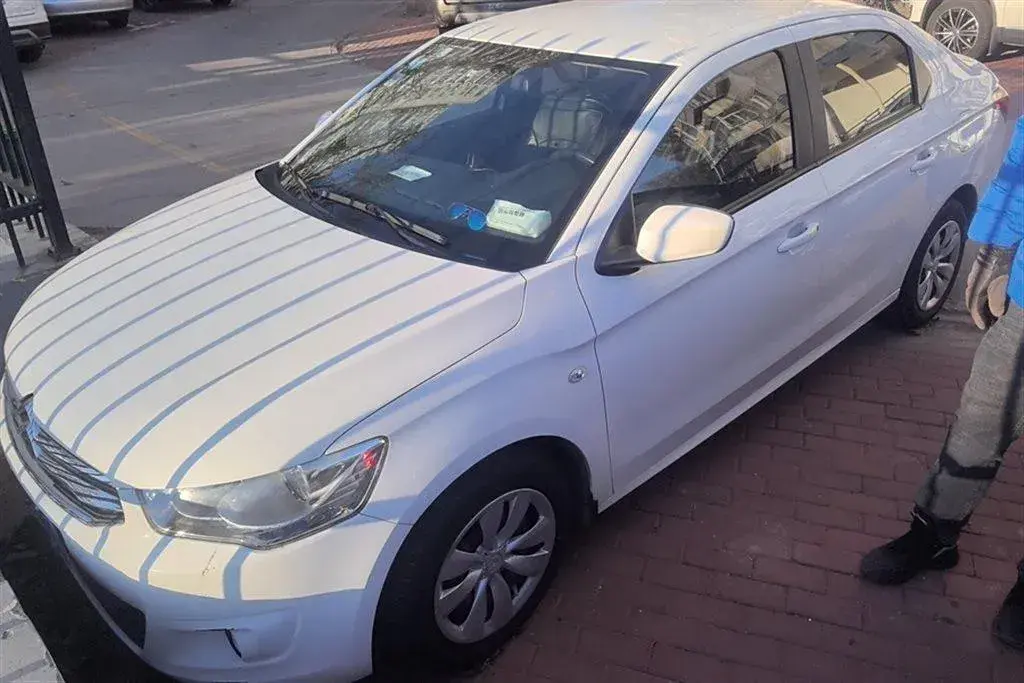 2015 Citroen Elysee 1.6L 117HP L4 5MT