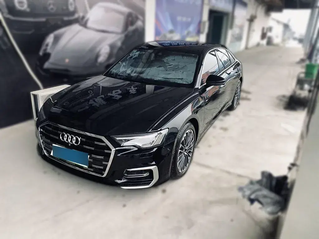 2020 Audi A6L 2.0T 252HP L4 7DCT PHEV 14.1KWH