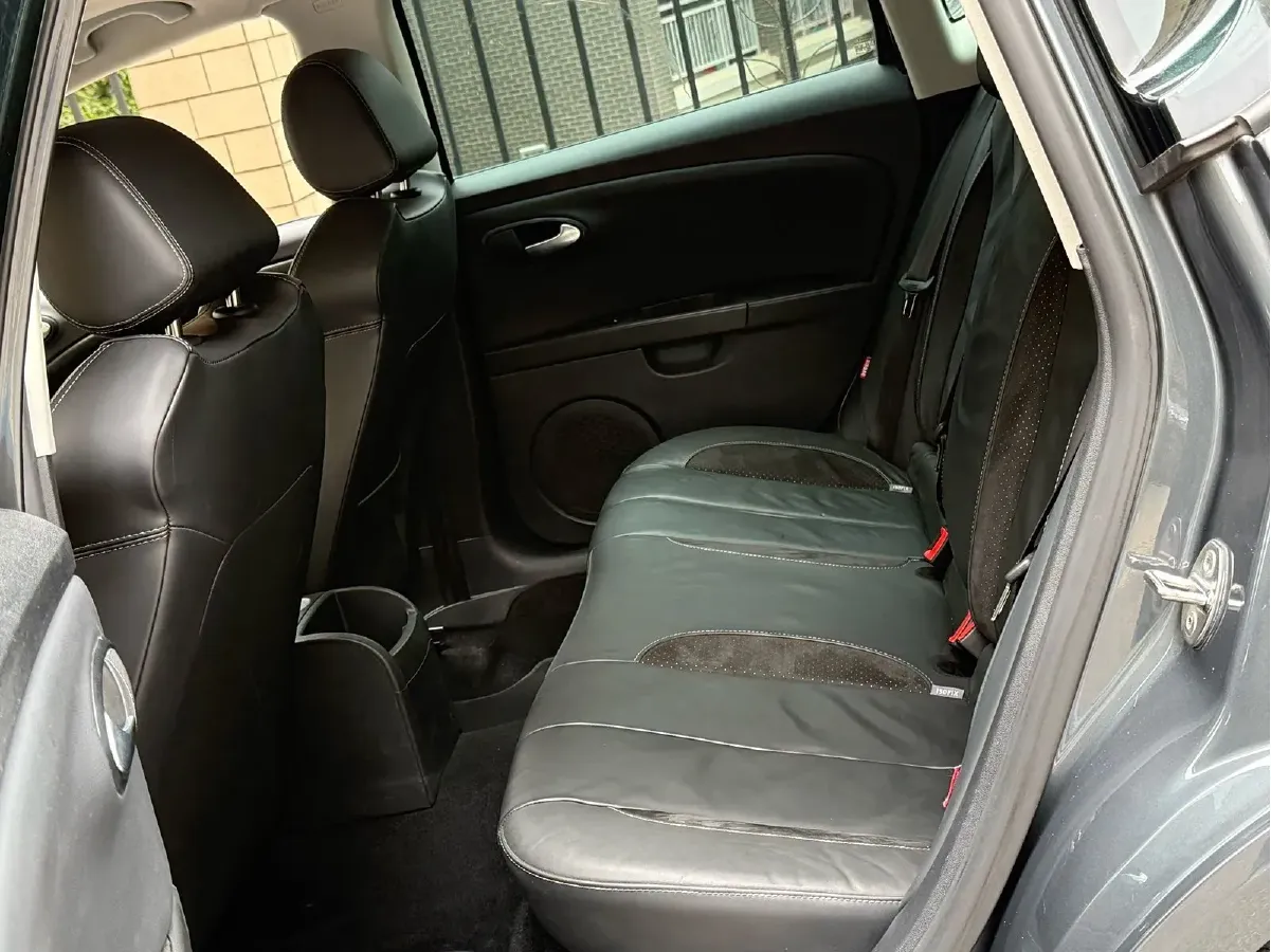 2012 Seat Leon 1.8T 160HP L4 7DCT,autocango,china used car exporter,china ev exporter,chinese used car exporter,chinese used ev exporter