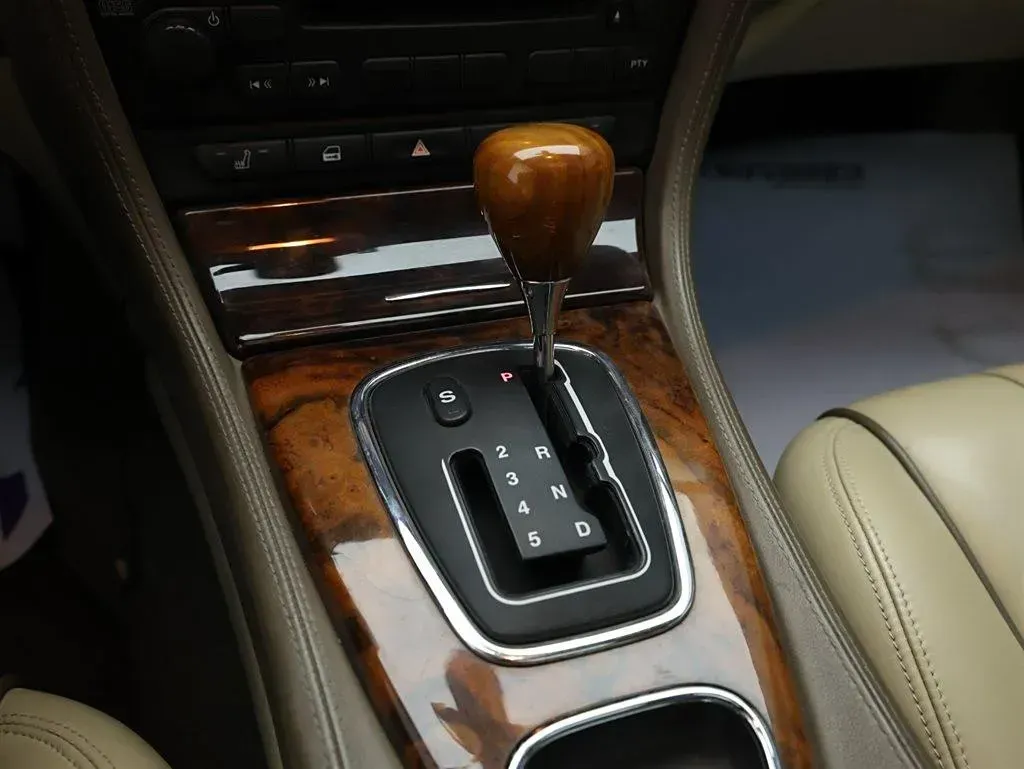 2006 Jaguar S-TYPE 3.0L 244HP V6 6AT,autocango,china used car exporter,china ev exporter,chinese used car exporter,chinese used ev exporter