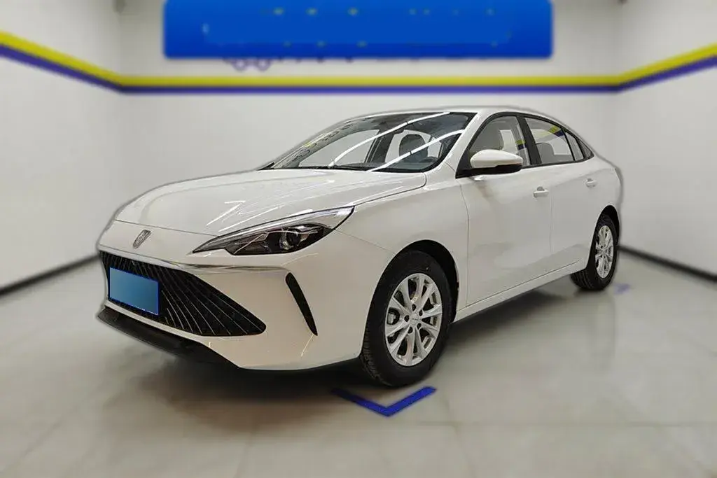 2023 Roewe i5 1.5L 129HP L4 5MT