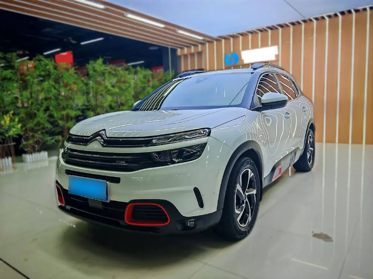 2017 Citroen C5 Aircross 1.6T 167HP L4 6AT