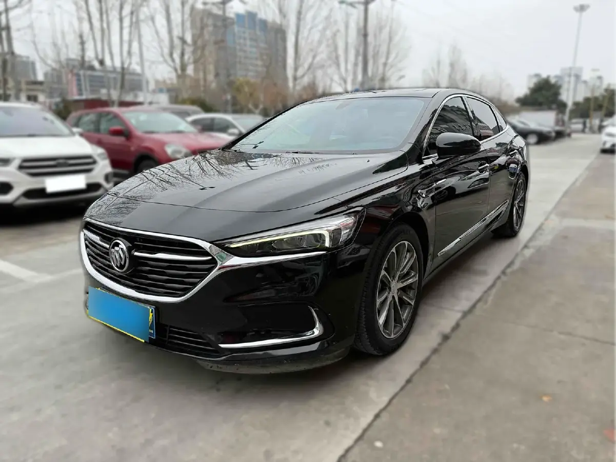 2022 Buick Larcosse 2.0T 237HP L4 9AT