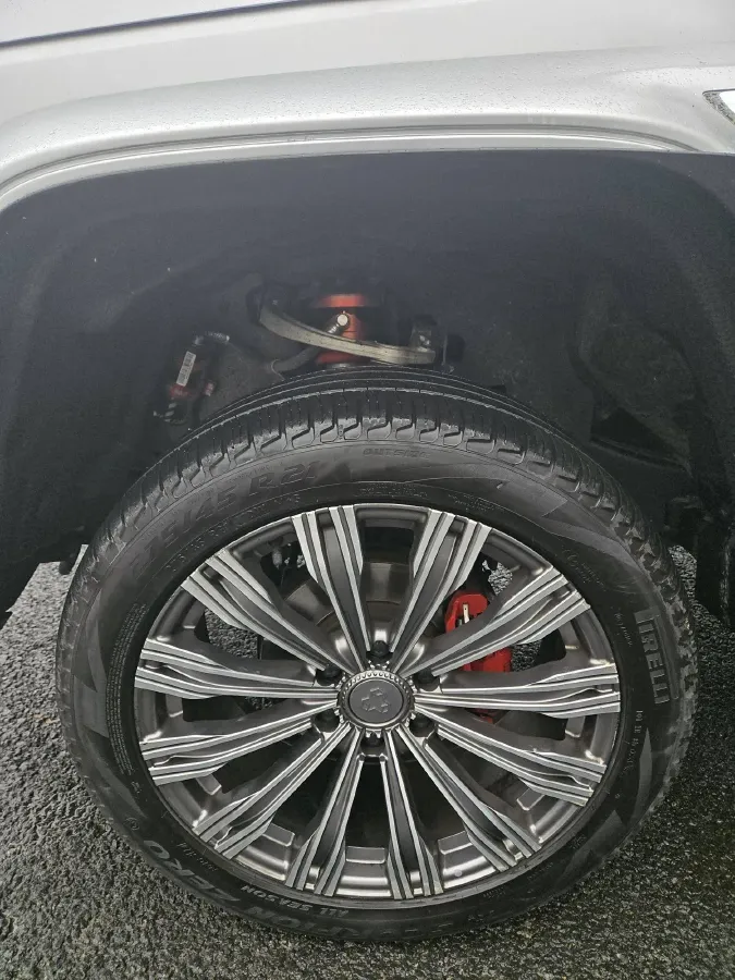 2021 Cyberspace 300 2.0T 227HP L4 8AT,autocango,china used car exporter,china ev exporter,chinese used car exporter,chinese used ev exporter