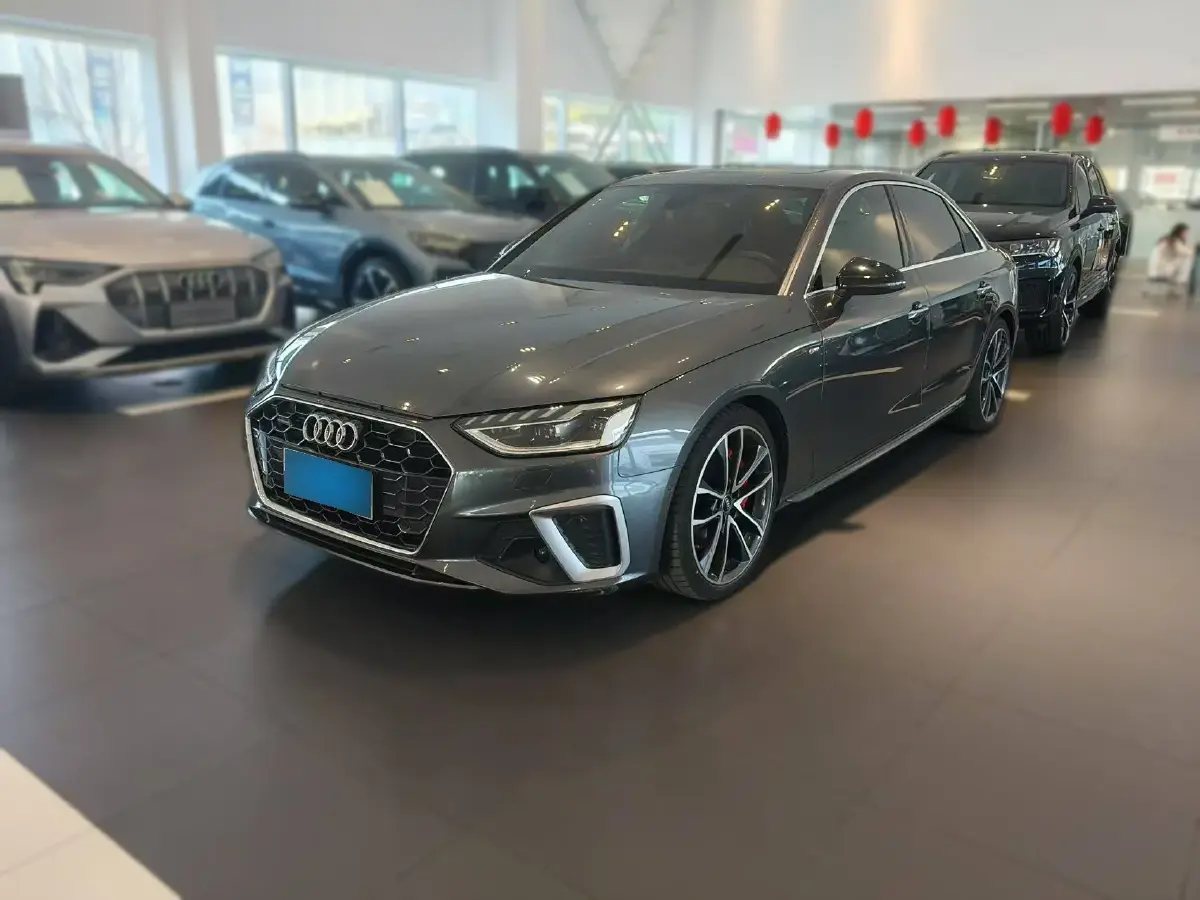 2020 Audi A4L 2.0T 252HP L4 7DCT