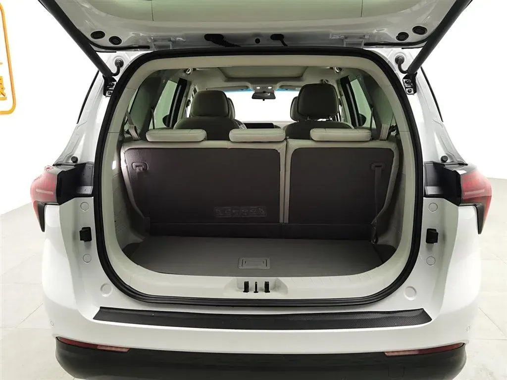 2024 DongFeng Forthing Yacht 1.5T 197HP L4 7DCT,autocango,china used car exporter,china ev exporter,chinese used car exporter,chinese used ev exporter