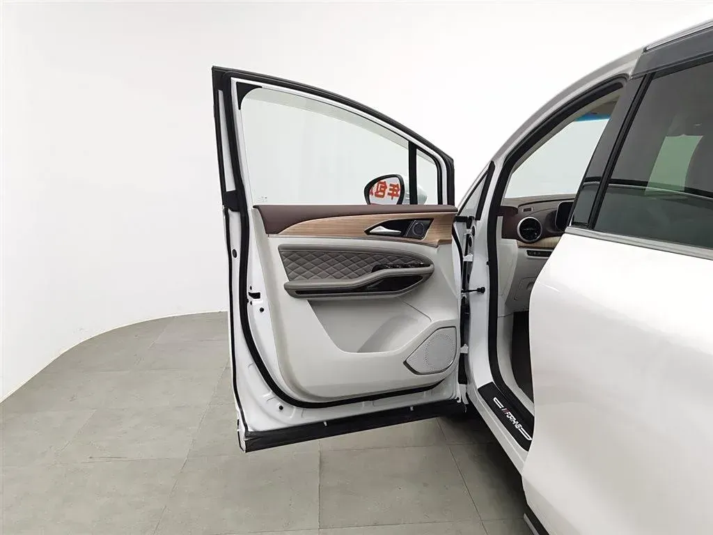 2024 DongFeng Forthing Yacht 1.5T 197HP L4 7DCT,autocango,china used car exporter,china ev exporter,chinese used car exporter,chinese used ev exporter