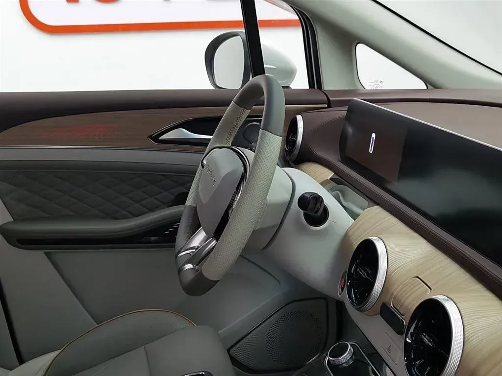 2024 DongFeng Forthing Yacht 1.5T 197HP L4 7DCT,autocango,china used car exporter,china ev exporter,chinese used car exporter,chinese used ev exporter