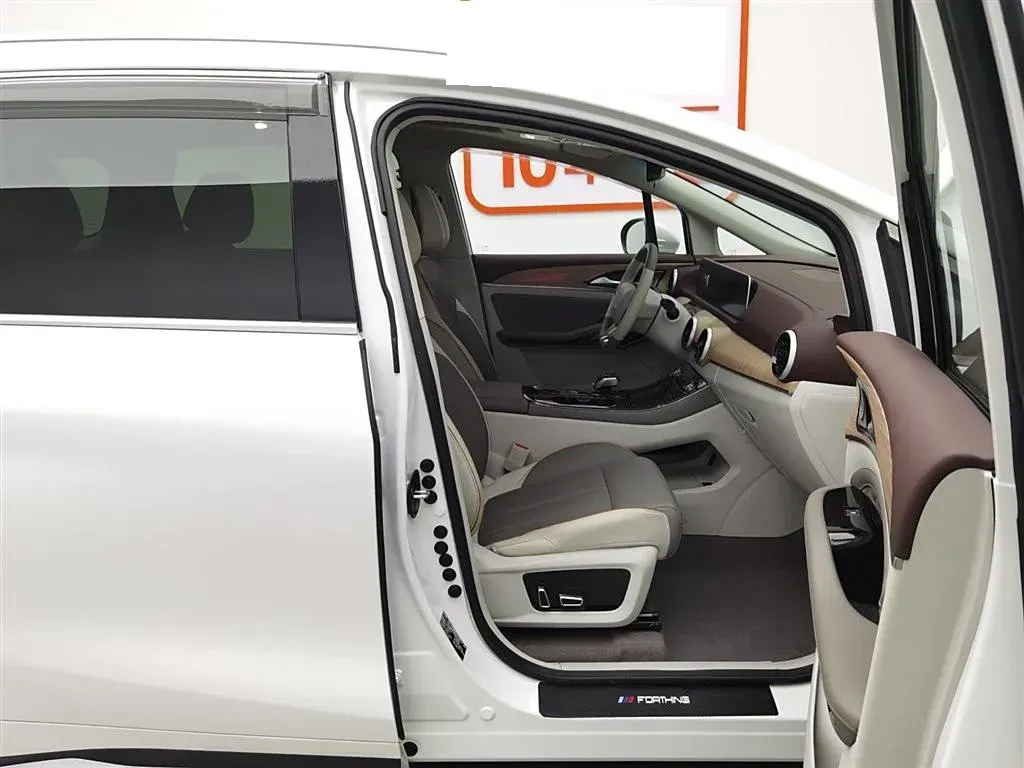 2024 DongFeng Forthing Yacht 1.5T 197HP L4 7DCT,autocango,china used car exporter,china ev exporter,chinese used car exporter,chinese used ev exporter