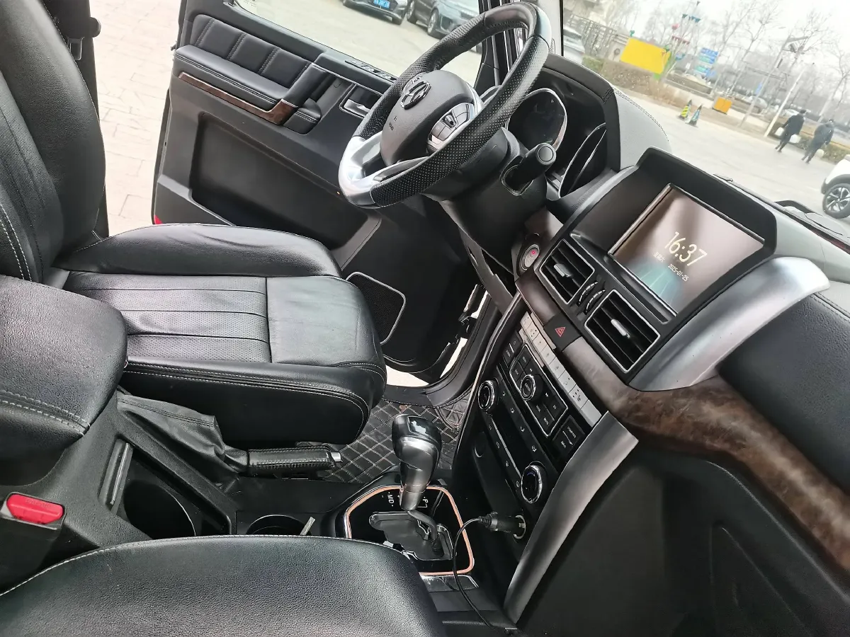 2016 BeiJing BJ80 2.3T 250HP L4 6AT,autocango,china used car exporter,china ev exporter,chinese used car exporter,chinese used ev exporter