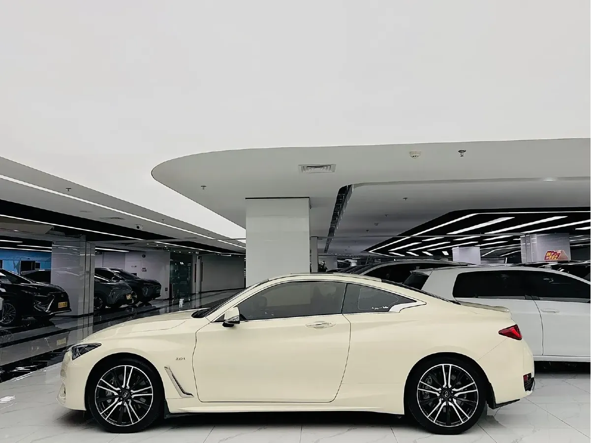 2019 Infiniti Q60 2.0T 211HP L4 7AT,autocango,china used car exporter,china ev exporter,chinese used car exporter,chinese used ev exporter